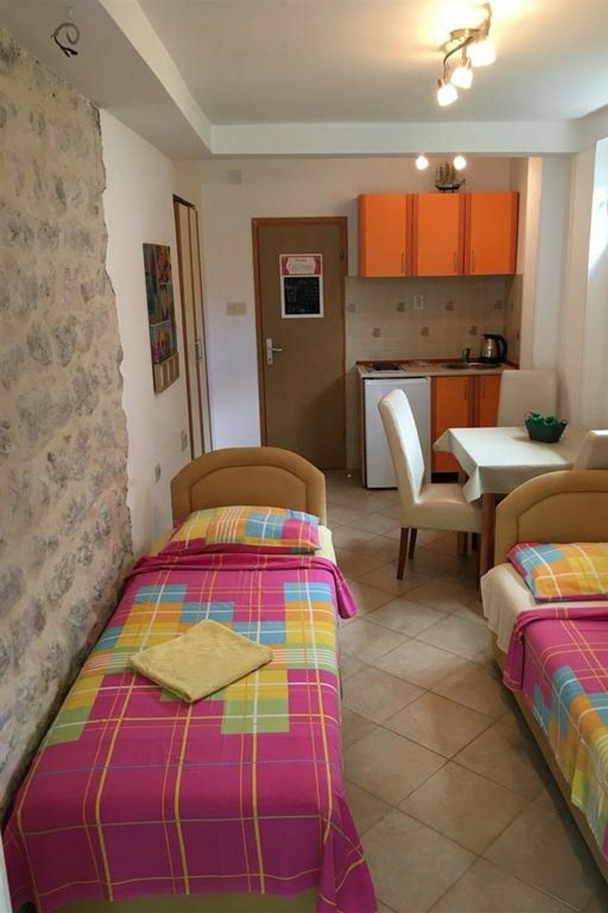 Apartments Vojvoda Kotor Dış mekan fotoğraf